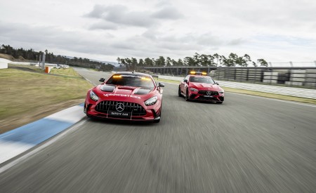 2022 Mercedes-AMG GT 63 S F1 Medical Car and Mercedes-AMG GT Black Series F1 Safety Car Wallpapers 450x275 (13)