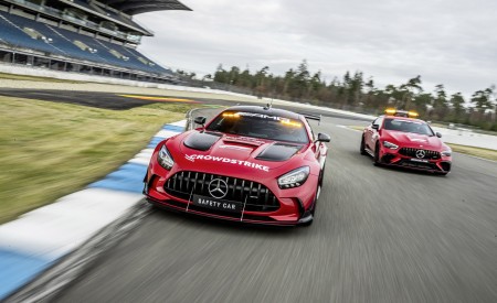 2022 Mercedes-AMG GT 63 S F1 Medical Car and Mercedes-AMG GT Black Series F1 Safety Car Wallpapers 450x275 (15)