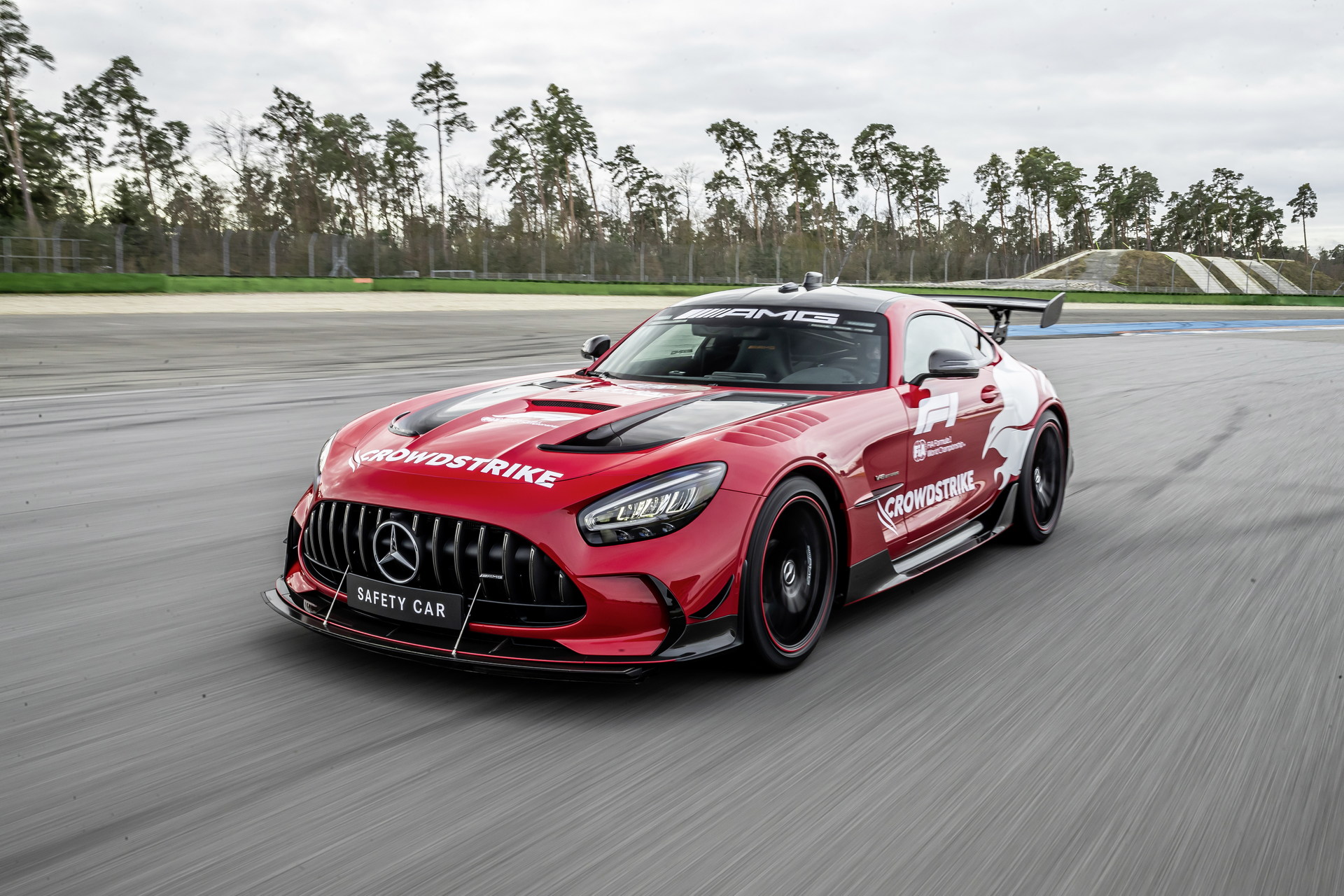 2022 Mercedes-AMG GT Black Series F1 Safety Car Front Three-Quarter Wallpapers (1)