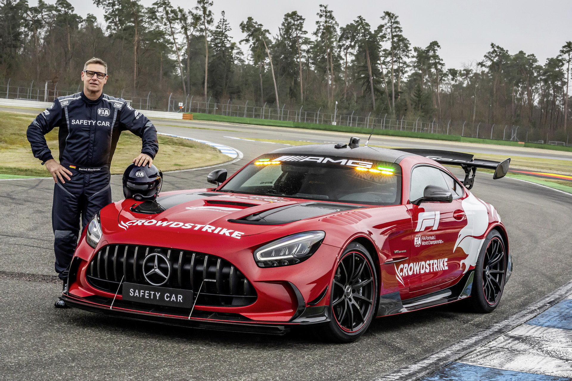 2022 Mercedes-AMG GT Black Series F1 Safety Car Front Three-Quarter Wallpapers #18 of 41