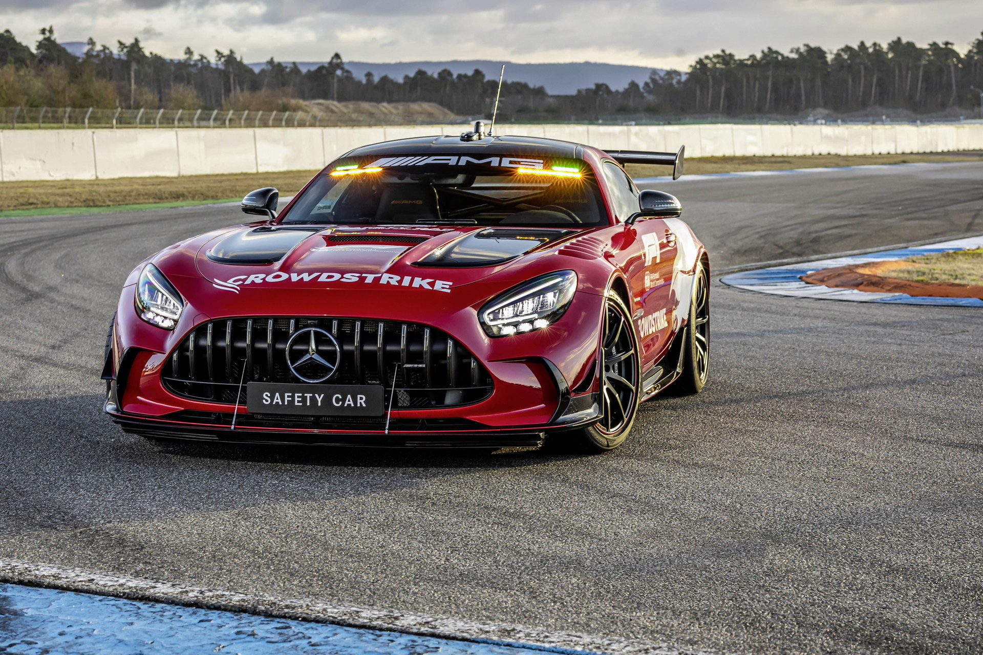 2022 Mercedes-AMG GT Black Series F1 Safety Car Front Wallpapers #15 of 41