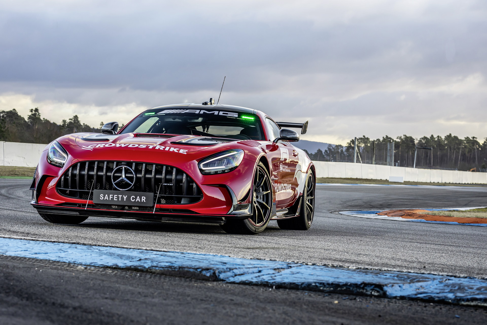 2022 Mercedes-AMG GT Black Series F1 Safety Car Front Wallpapers #17 of 41