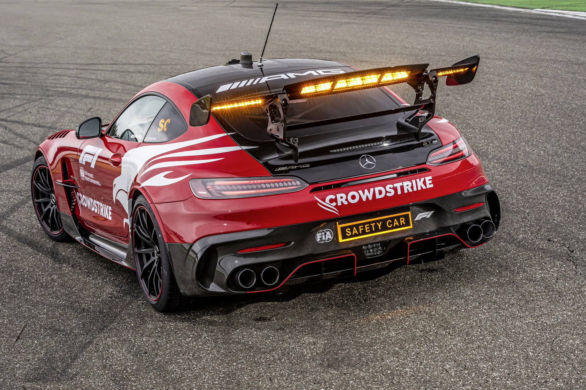 2022 Mercedes-AMG GT Black Series F1 Safety Car Rear Wallpapers #21 of 41