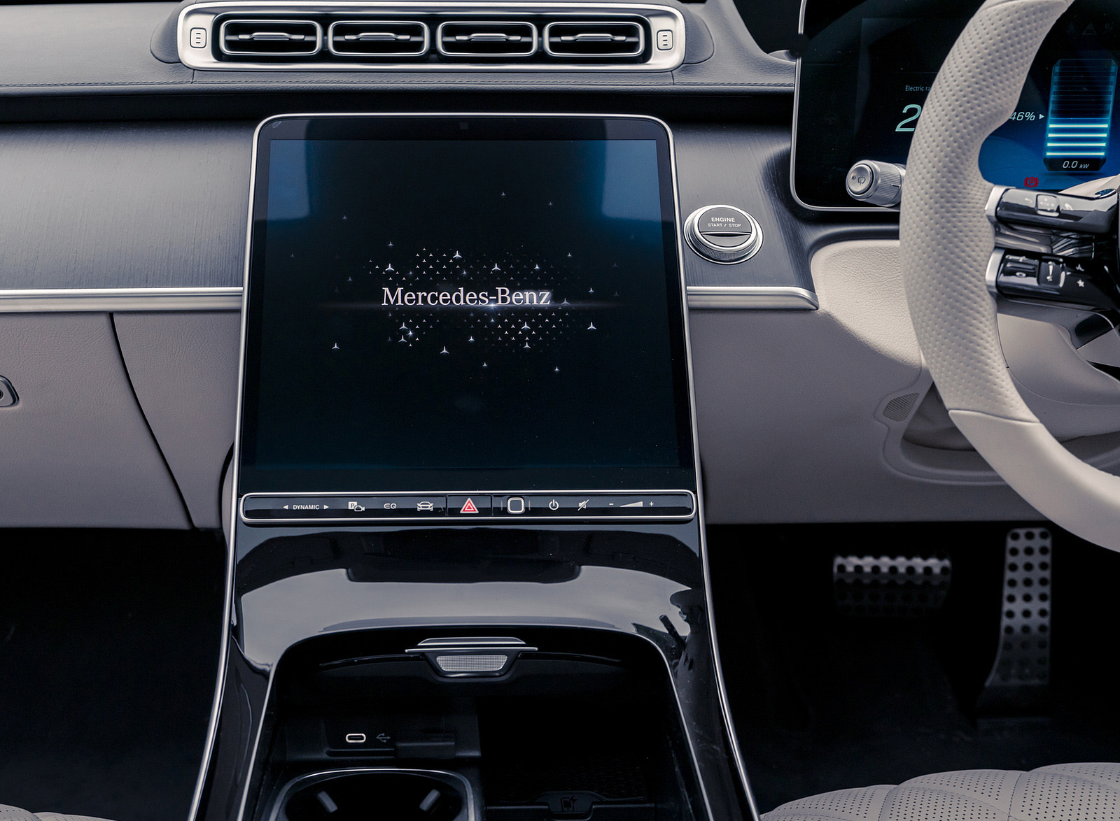 2022 Mercedes-Benz S 580 e L Plug-In Hybrid (UK-Spec) Central Console Wallpapers #57 of 63