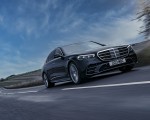 2022 Mercedes-Benz S 580 e L Plug-In Hybrid (UK-Spec) Front Three-Quarter Wallpapers 150x120 (5)