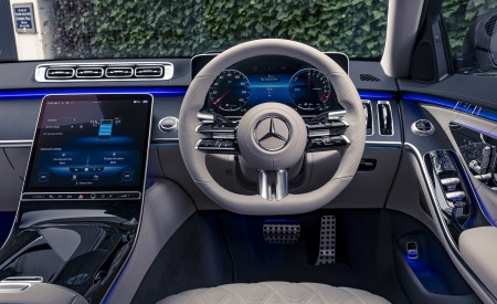 2022 Mercedes-Benz S 580 e L Plug-In Hybrid (UK-Spec) Interior Cockpit Wallpapers 450x275 (46)
