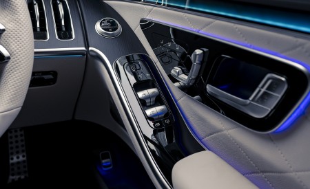 2022 Mercedes-Benz S 580 e L Plug-In Hybrid (UK-Spec) Interior Detail Wallpapers 450x275 (51)