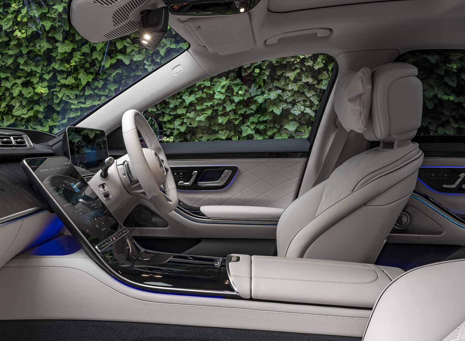 2022 Mercedes-Benz S 580 e L Plug-In Hybrid (UK-Spec) Interior Wallpapers #54 of 63