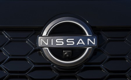 2022 Nissan JUKE Hybrid Badge Wallpapers  450x275 (9)