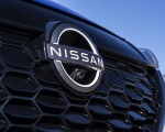 2022 Nissan JUKE Hybrid Badge Wallpapers 150x120 (10)