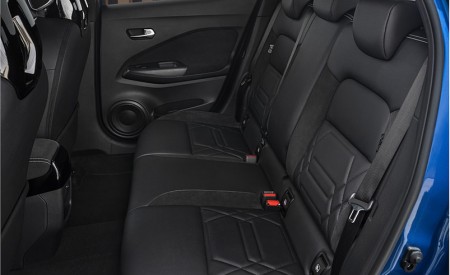 2022 Nissan JUKE Hybrid Interior Rear Seats Wallpapers  450x275 (86)