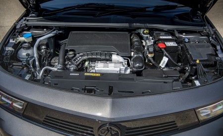 2022 Vauxhall Astra GS Line Engine Wallpapers 450x275 (31)