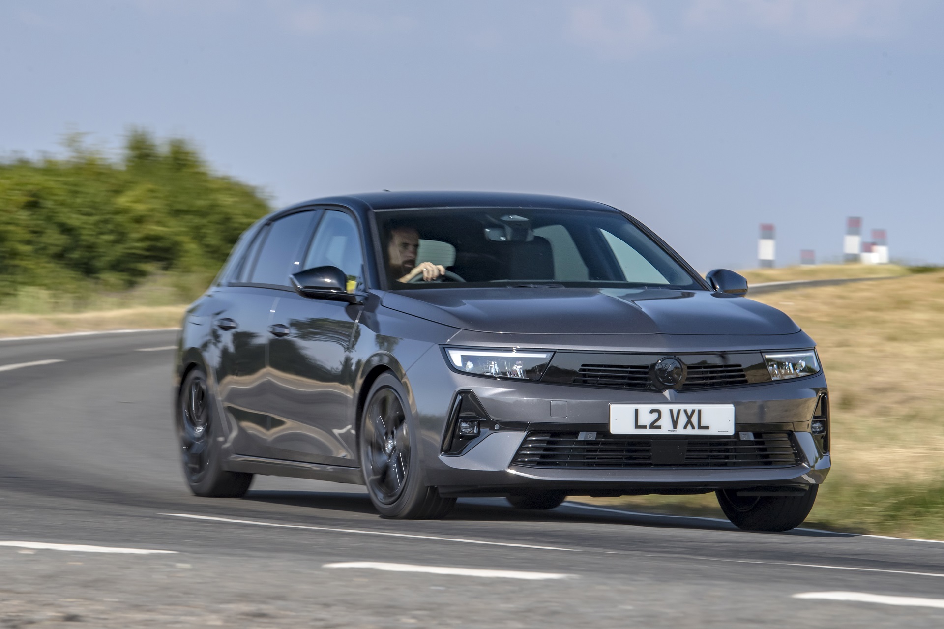 2022 Vauxhall Astra GS Line Front Three-Quarter Wallpapers (8)