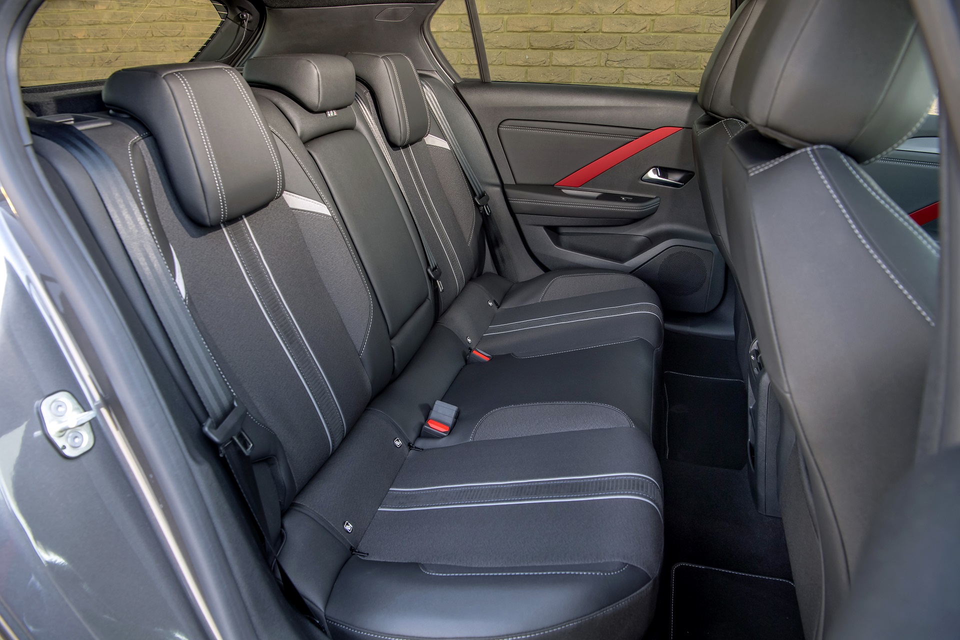 2022 Vauxhall Astra GS Line Interior Rear Seats Wallpapers #66 of 70
