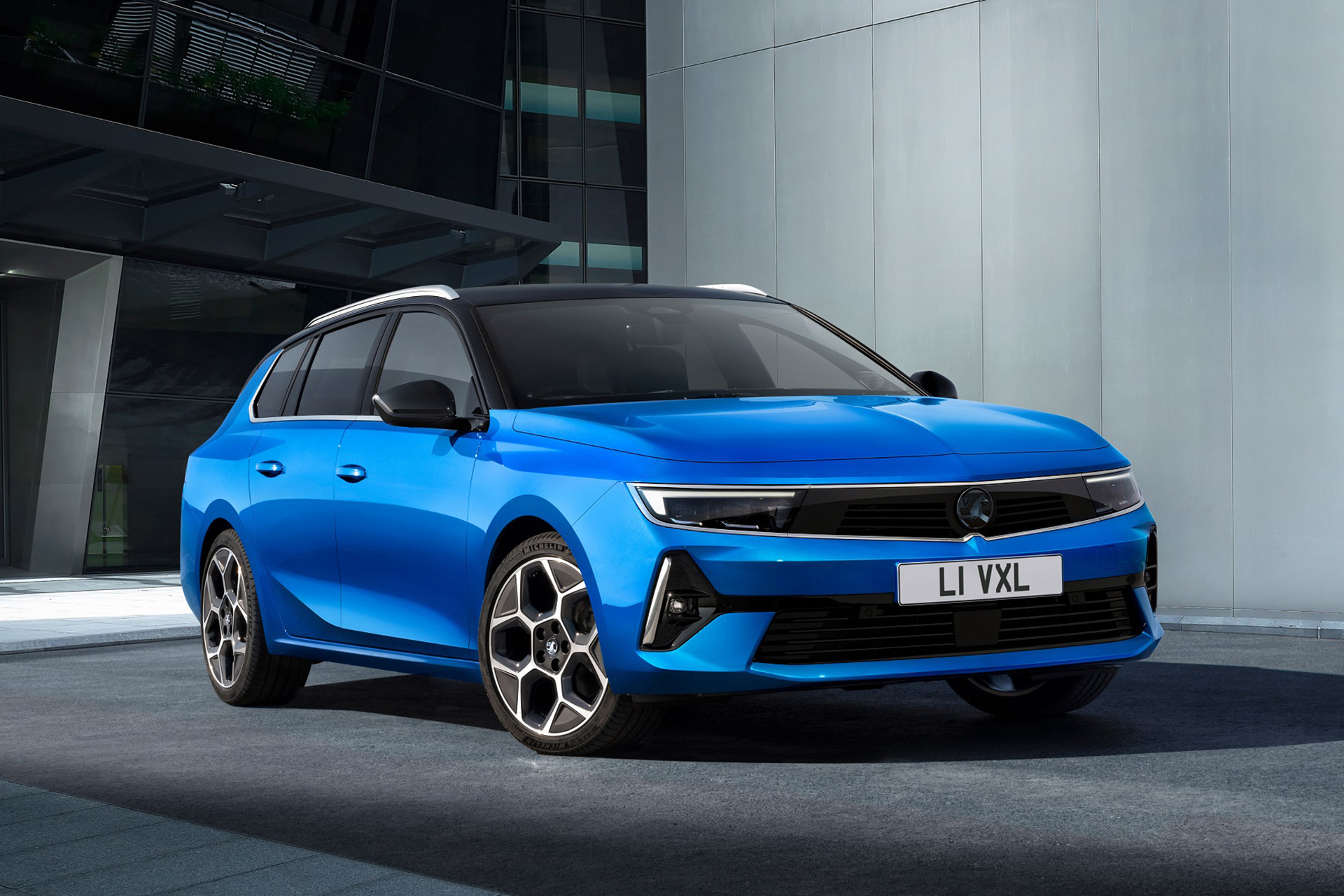 2022 Vauxhall Astra Sports Tourer Front Three-Quarter Wallpapers (7)