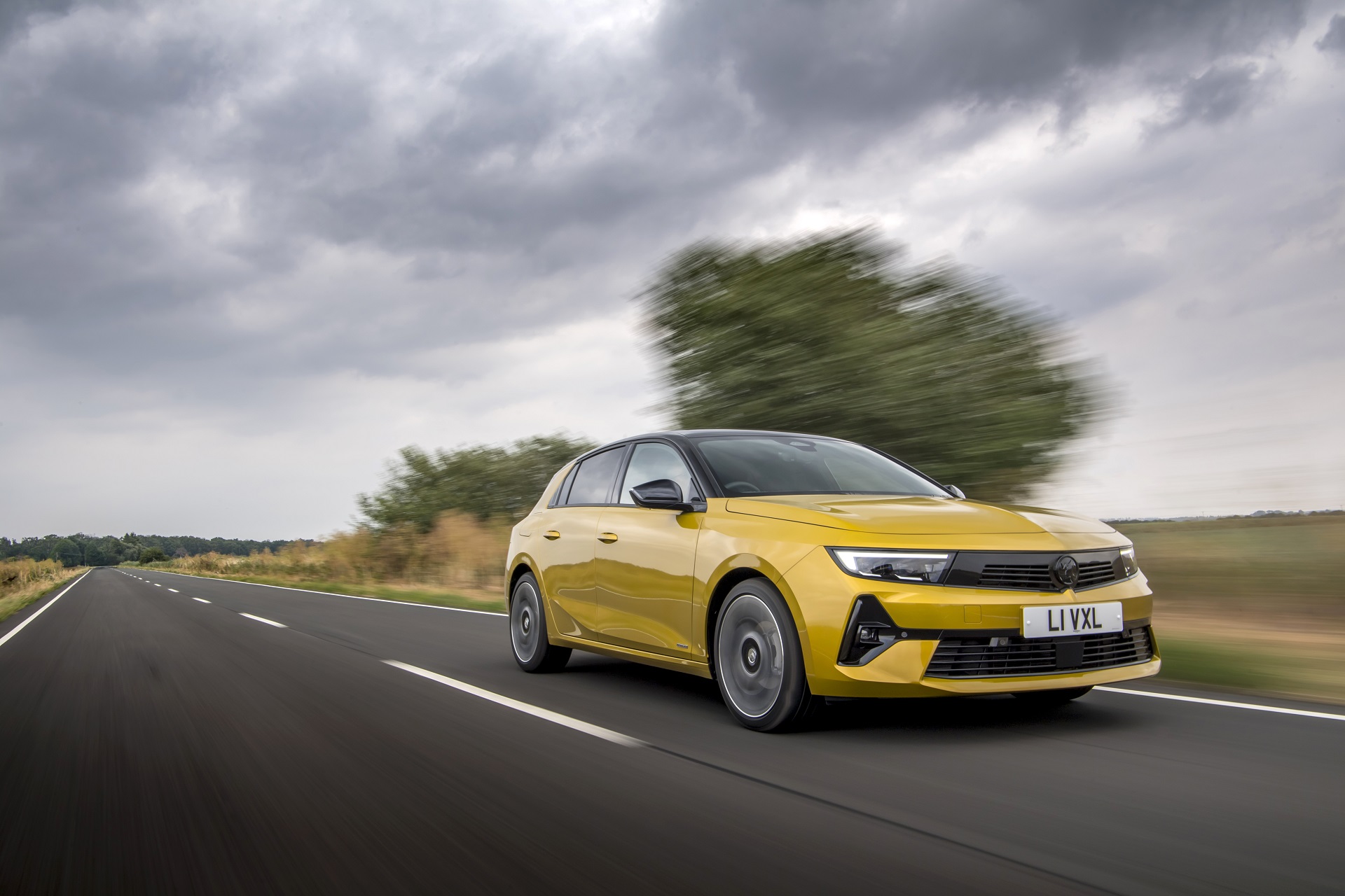 2022 Vauxhall Astra Ultimate Front Three-Quarter Wallpapers  (10)