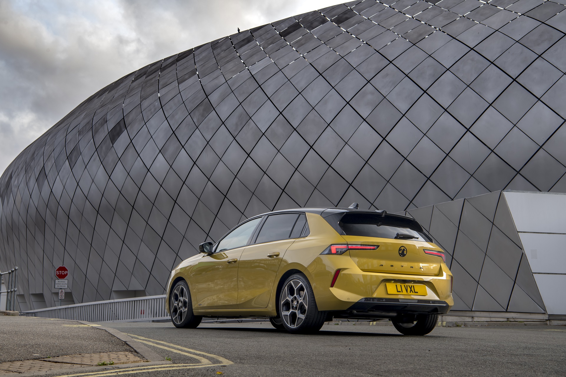 2022 Vauxhall Astra Ultimate Rear Three-Quarter Wallpapers #25 of 94