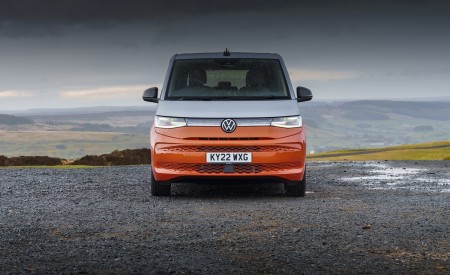 2022 Volkswagen Multivan (UK-Spec) Front Wallpapers 450x275 (4)