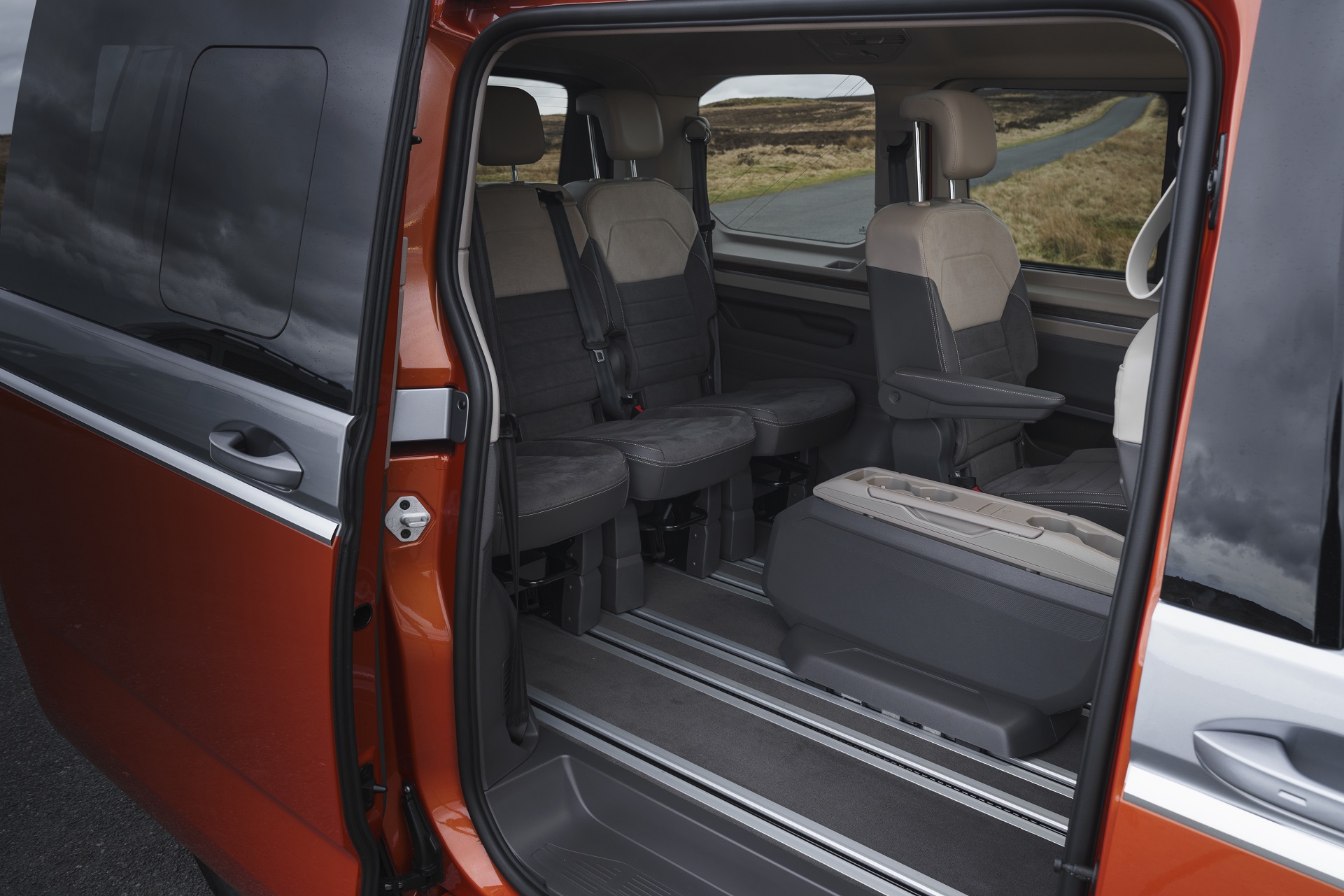 2022 Volkswagen Multivan (UK-Spec) Interior Third Row Seats Wallpapers #44 of 46