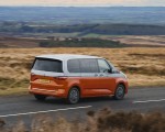 2022 Volkswagen Multivan (UK-Spec) Rear Three-Quarter Wallpapers 150x120 (13)