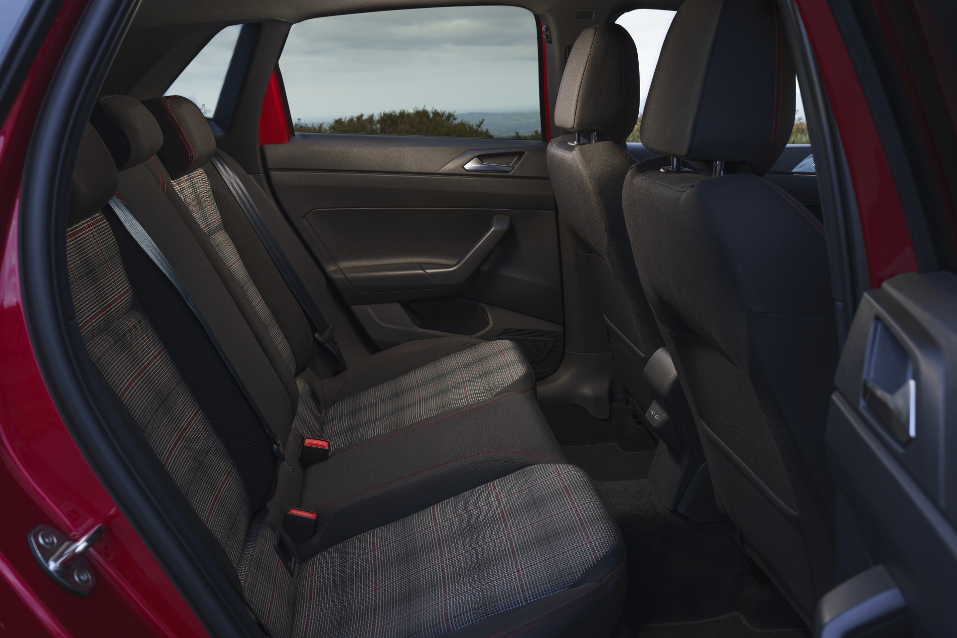 2022 Volkswagen Polo GTI (UK-Spec) Interior Rear Seats Wallpapers #30 of 34