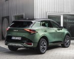 2023 Kia Sportage (Color: Experience Green; Euro-Spec) Rear Three-Quarter Wallpapers 150x120