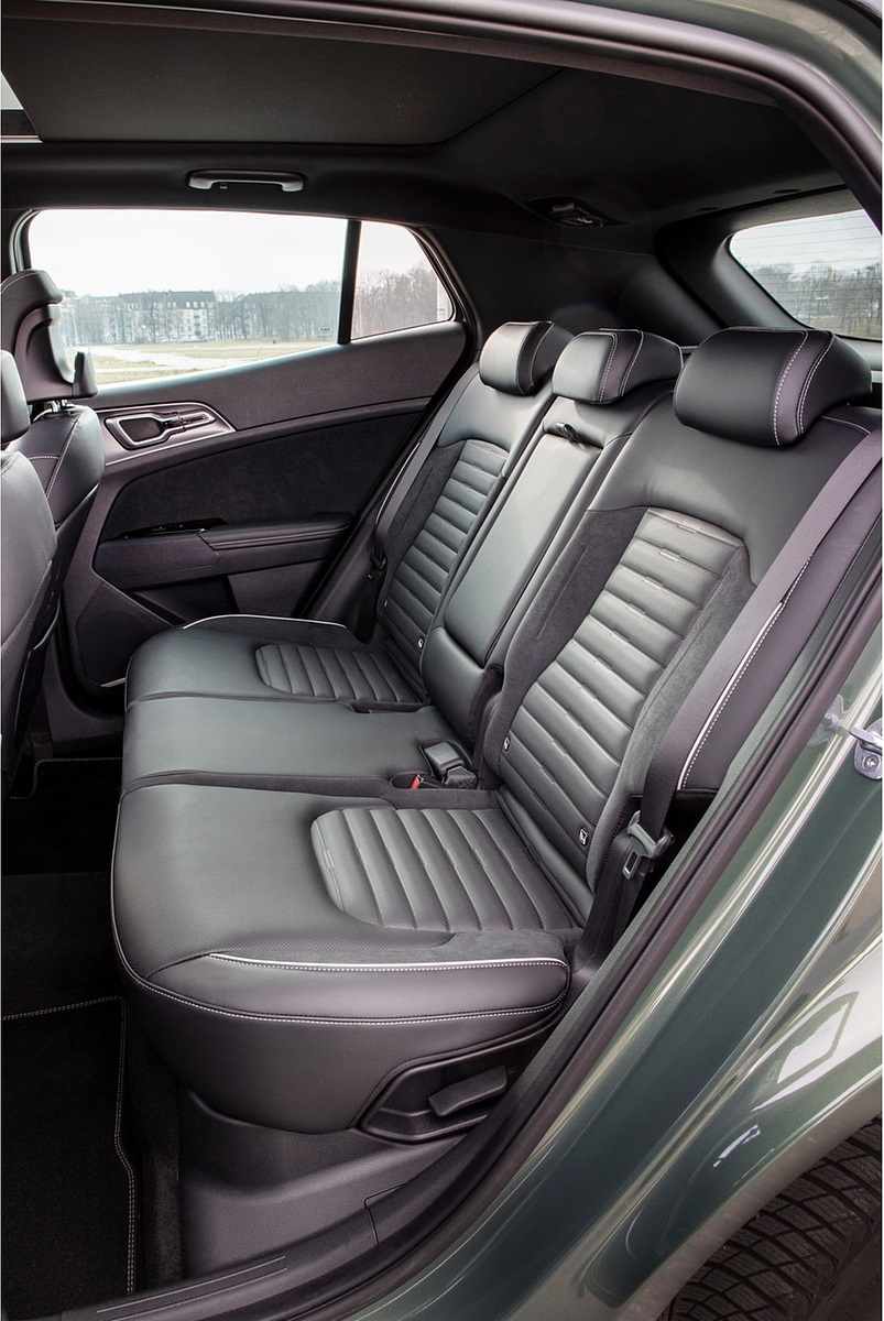 2023 Kia Sportage HEV GT-Line (Euro-Spec) Interior Rear Seats Wallpapers #95 of 106