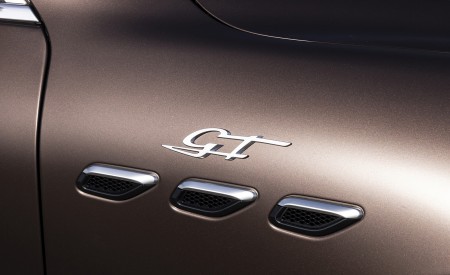 2023 Maserati Grecale GT (Color: Bronzo Opaco) Detail Wallpapers 450x275 (35)