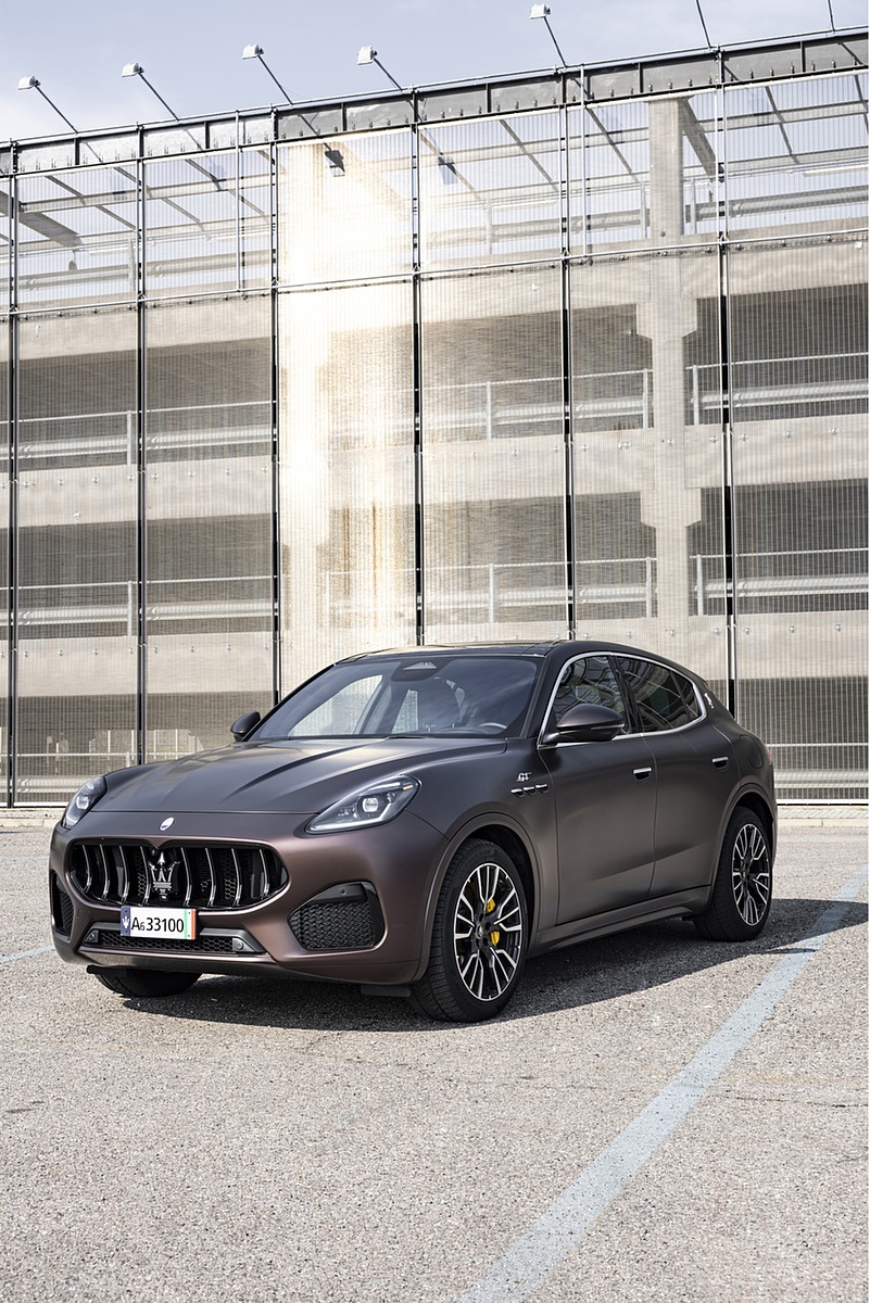 2023 Maserati Grecale GT (Color: Bronzo Opaco) Front Three-Quarter Wallpapers #16 of 58