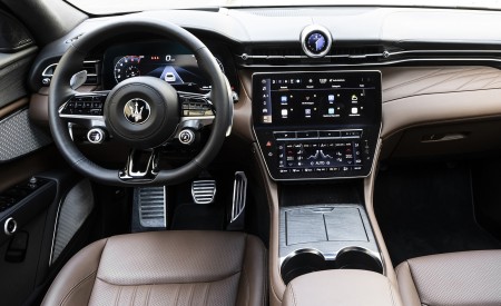 2023 Maserati Grecale GT (Color: Bronzo Opaco) Interior Cockpit Wallpapers 450x275 (40)
