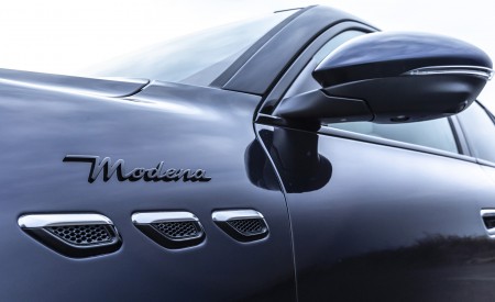 2023 Maserati Grecale Modena (Color: Blu Nobile) Detail Wallpapers 450x275 (23)