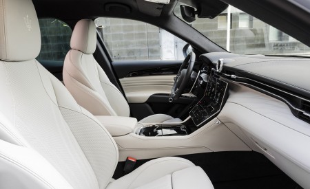 2023 Maserati Grecale Modena (Color: Grigio Cangiante) Interior Front Seats Wallpapers 450x275 (85)
