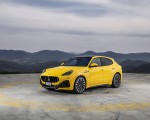 2023 Maserati Grecale Trofeo (Color: Giallo Corse) Front Three-Quarter Wallpapers 150x120 (30)