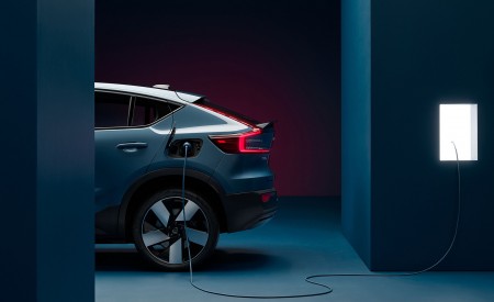 2023 Volvo XC40 Recharge (Color: Fjord Blue) Charging Connector Wallpapers 450x275 (11)