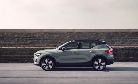 2023 Volvo XC40 Recharge Twin (Color: Sage Green) Side Wallpapers 450x275 (28)