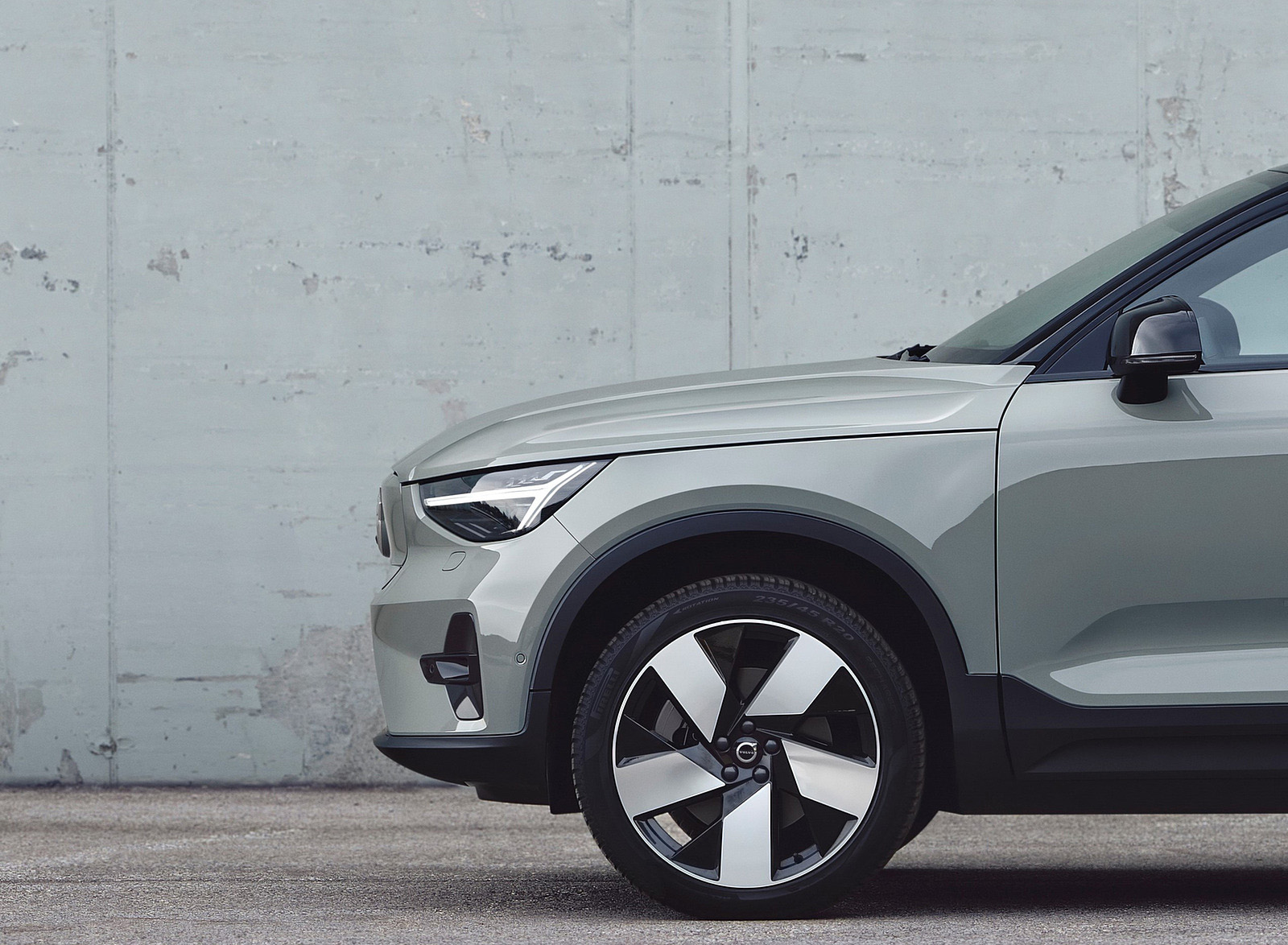 2023 Volvo XC40 Recharge Twin (Color: Sage Green) Wheel Wallpapers #37 of 45