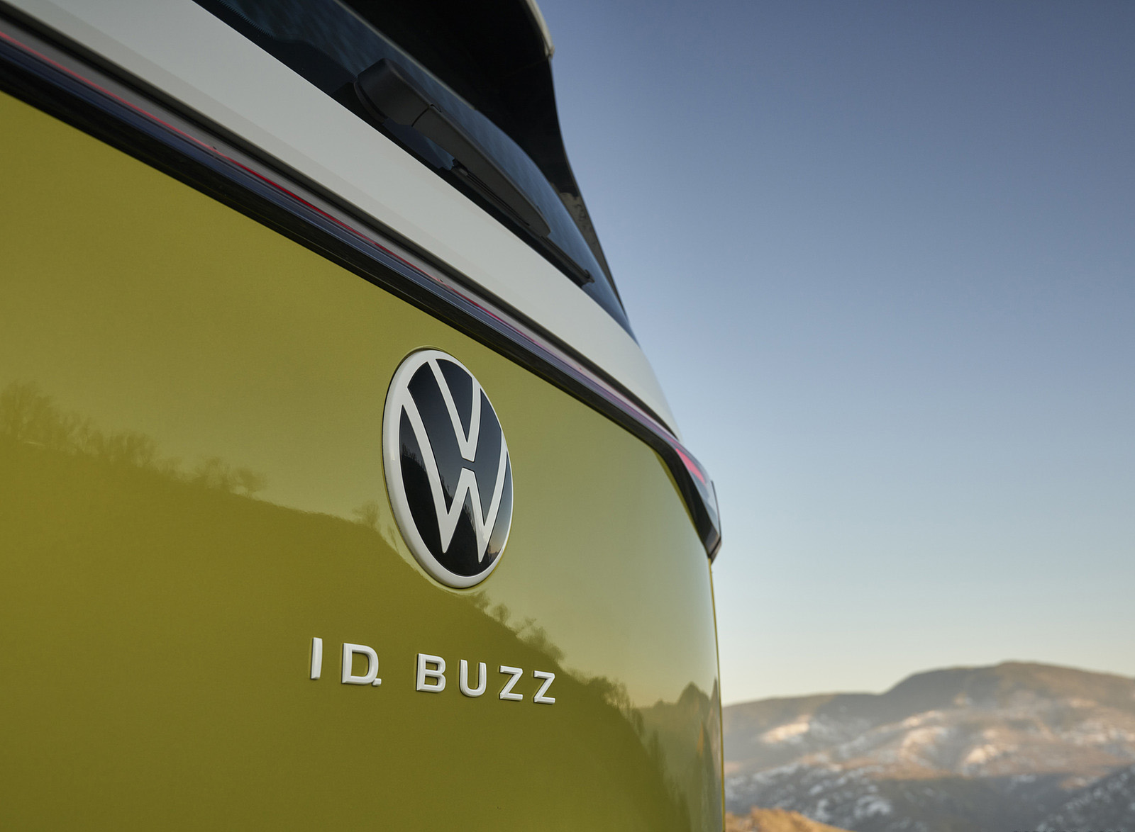 2024 Volkswagen ID. Buzz Badge Wallpapers #270 of 302