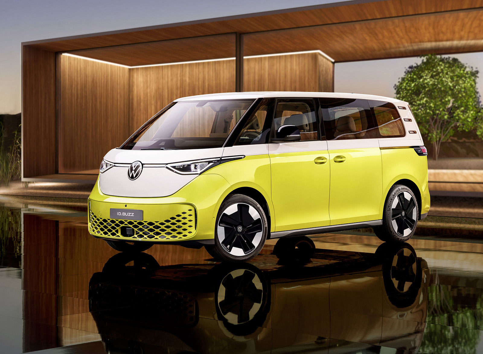 2024 Volkswagen ID. Buzz Front Three-Quarter Wallpapers (1)