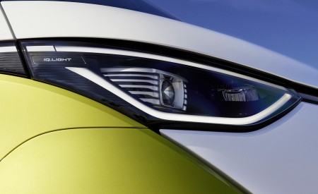 2024 Volkswagen ID. Buzz Headlight Wallpapers 450x275 (57)