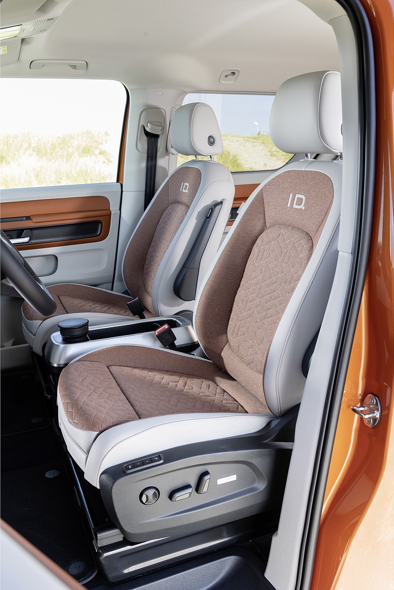 2024 Volkswagen ID. Buzz Interior Front Seats Wallpapers #115 of 302