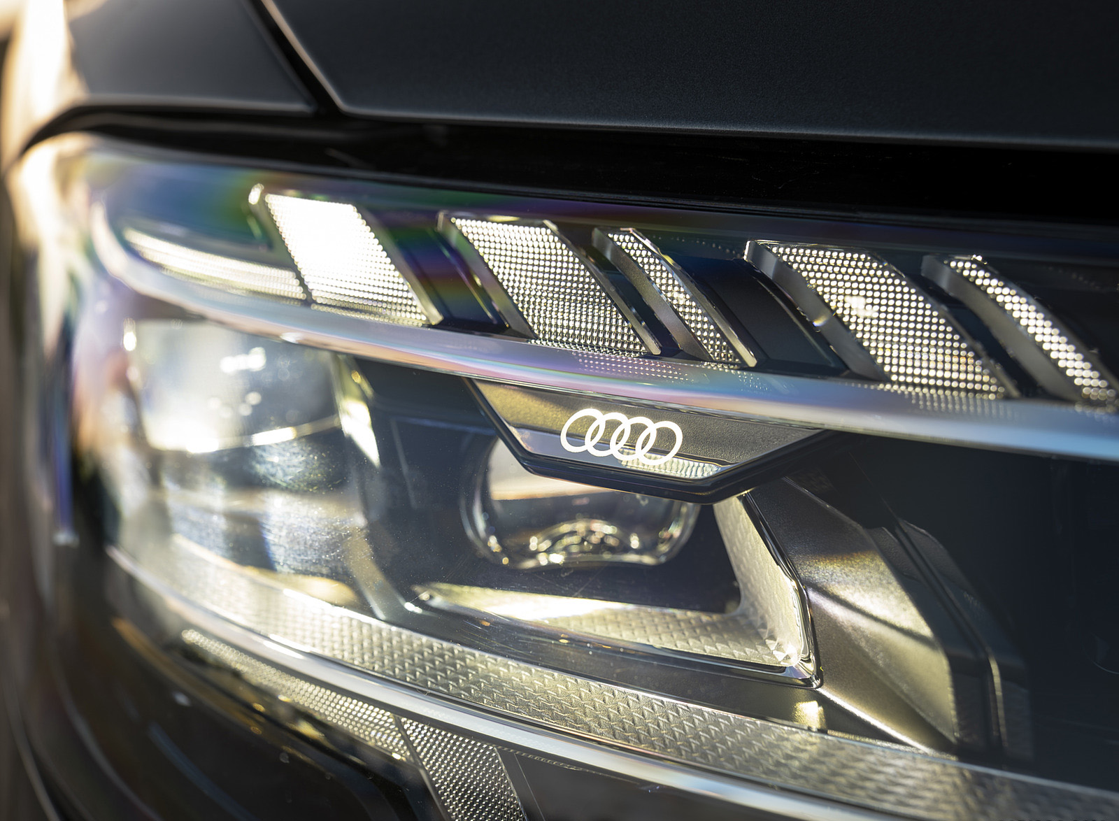 2022 Audi S8 (UK-Spec) Headlight Wallpapers #25 of 68