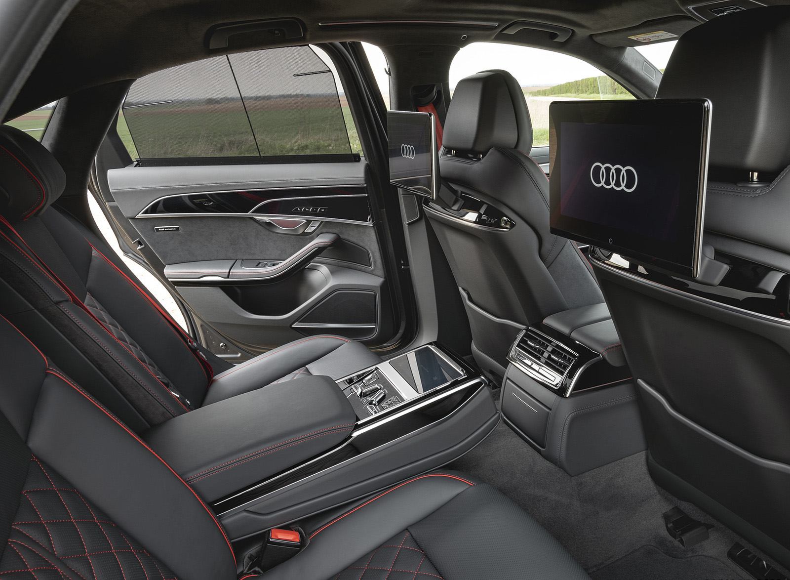2022 Audi S8 (UK-Spec) Interior Rear Seats Wallpapers #67 of 68