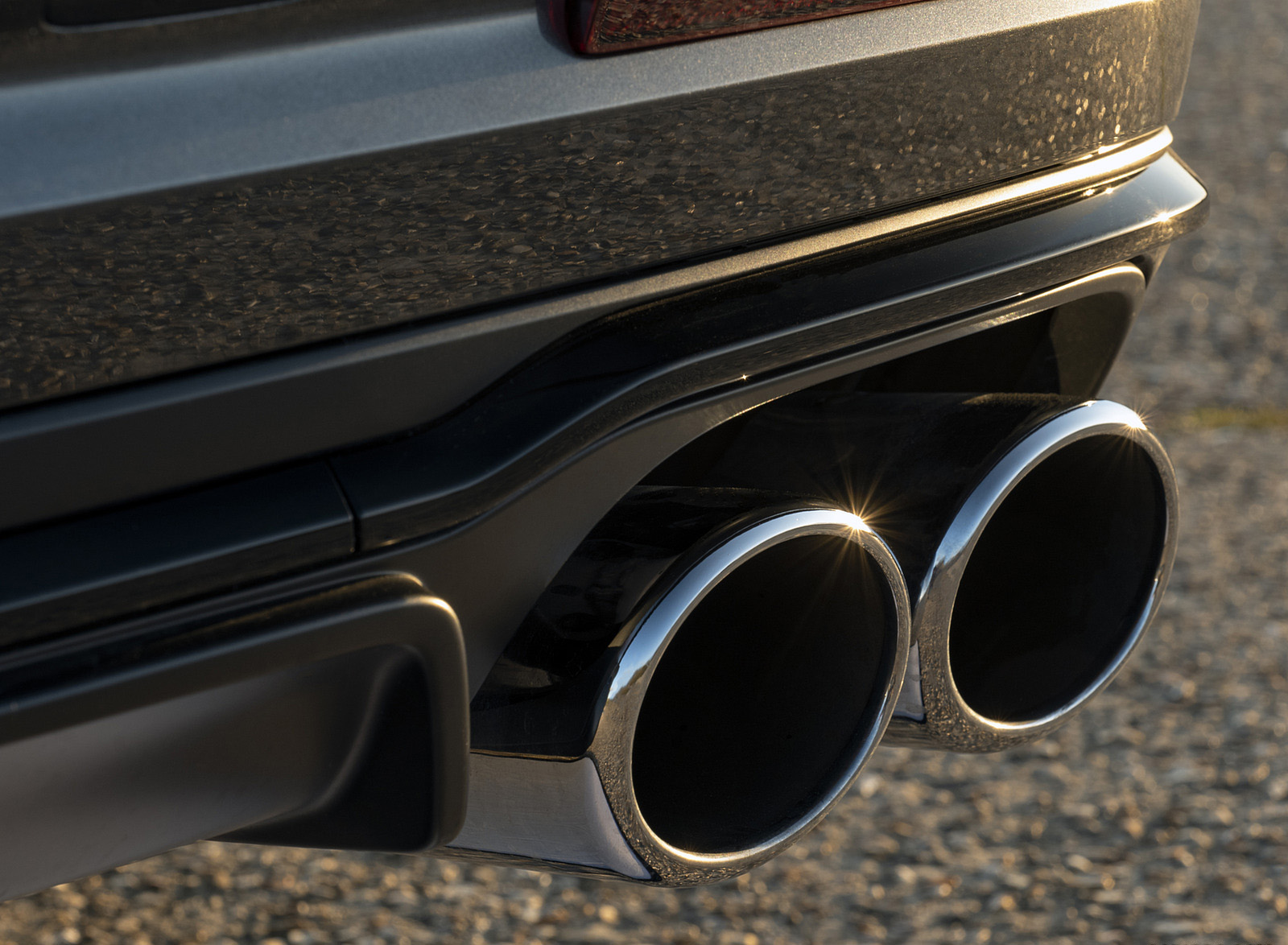 2022 Audi S8 (UK-Spec) Tailpipe Wallpapers #36 of 68