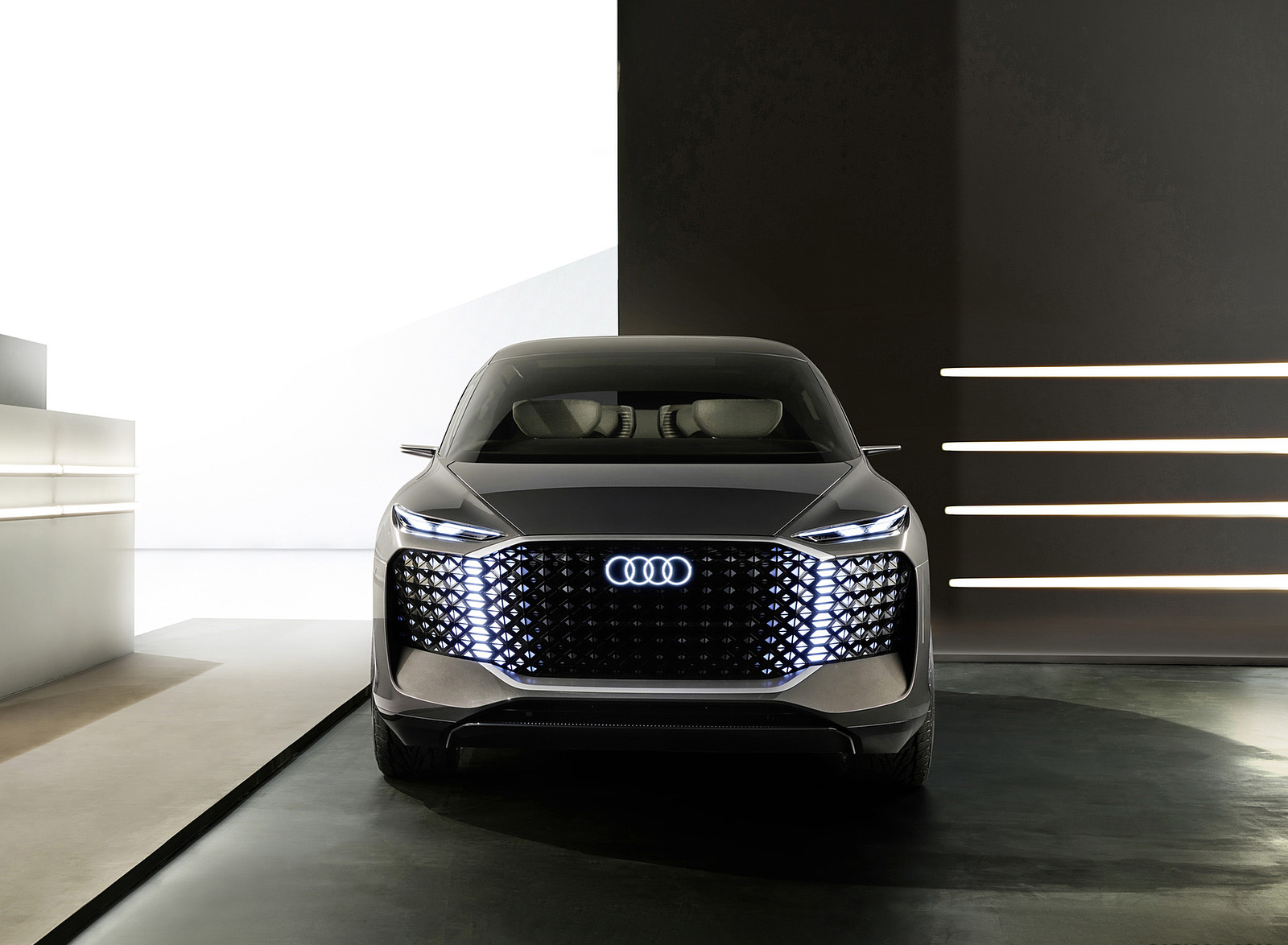 2022 Audi Urbansphere Concept (Color: Electric Slate) Front Wallpapers #15 of 73