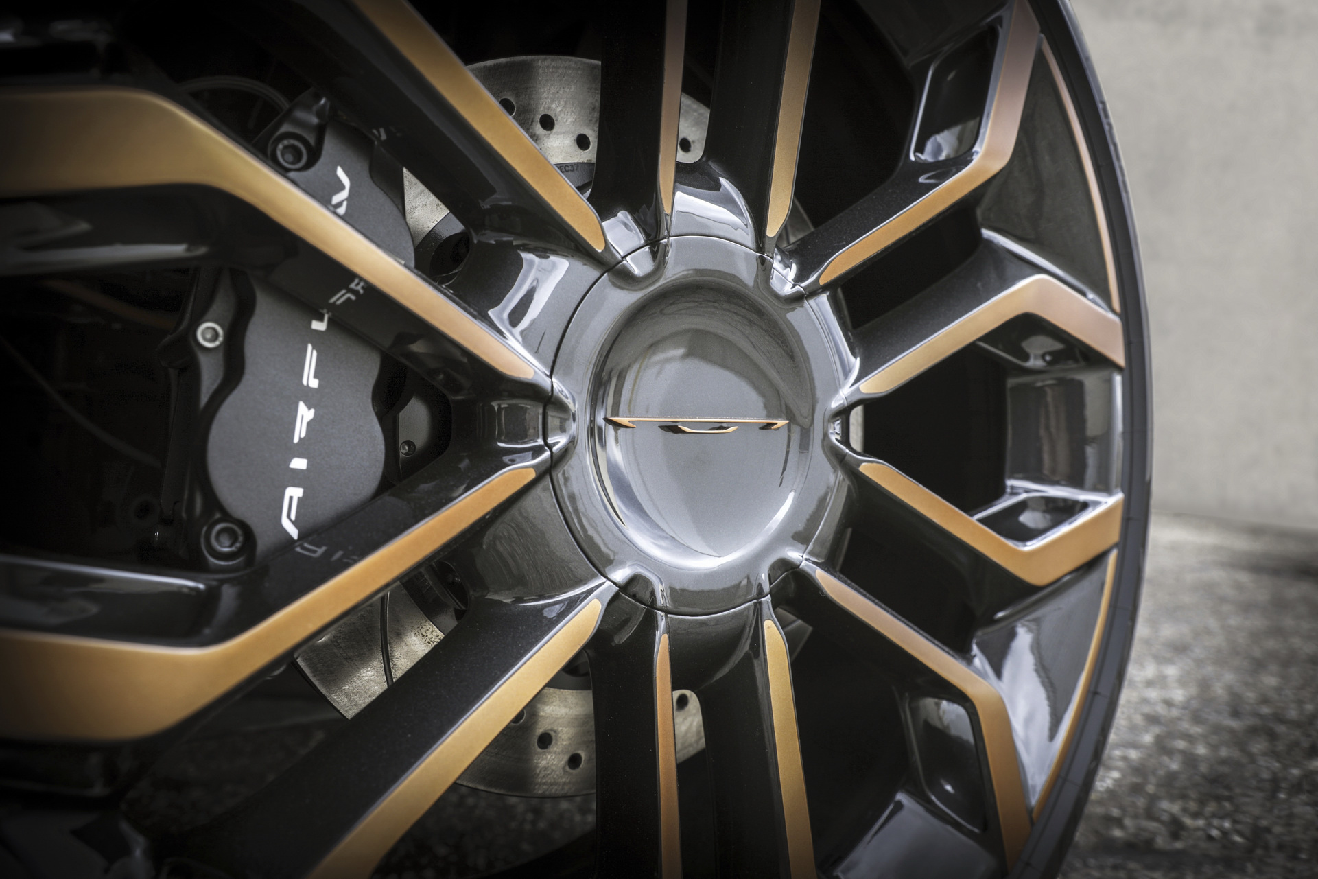 2022 Chrysler Airflow Graphite Concept Wheel Wallpapers (8)