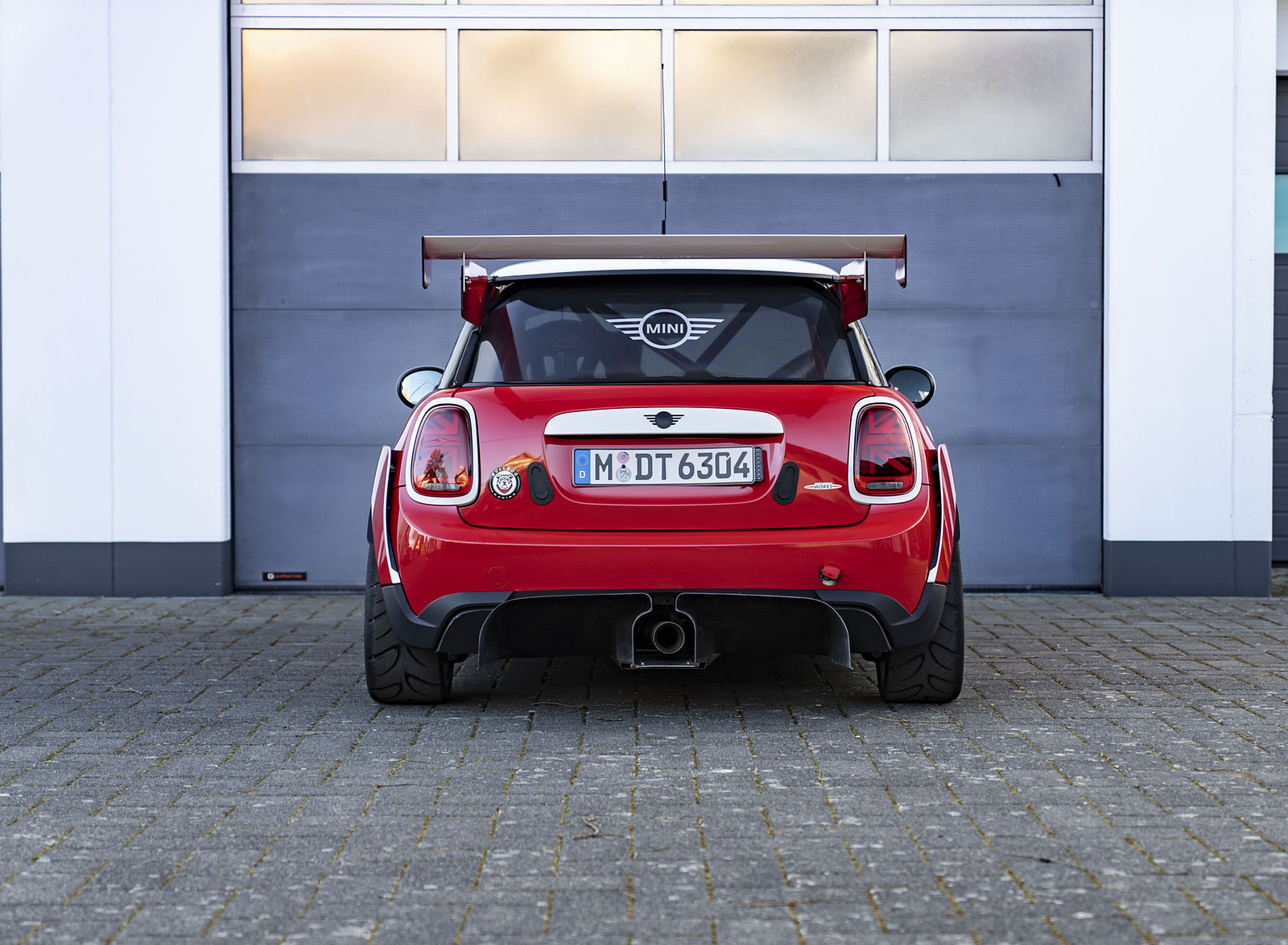 2022 MINI John Cooper Works 24h Nürburgring Rear Wallpapers (10)