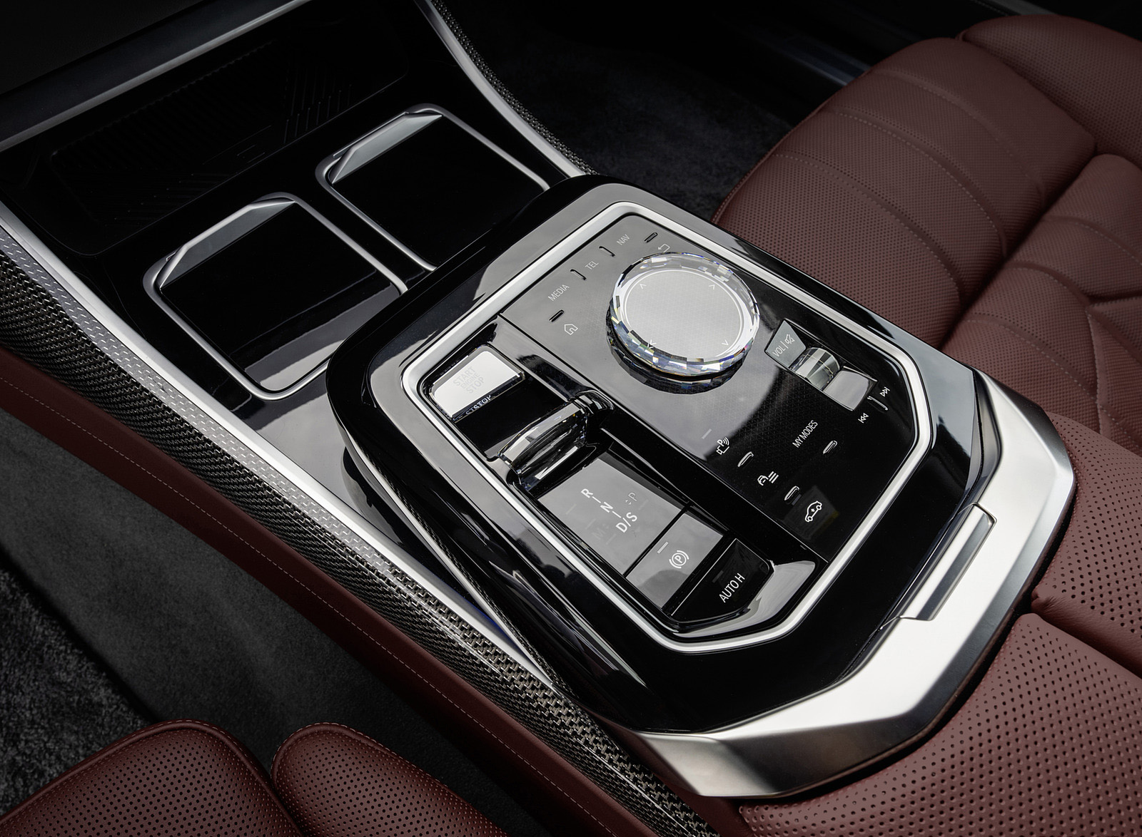 2023 BMW 7 Series 760i xDrive Interior Detail Wallpapers #38 of 94
