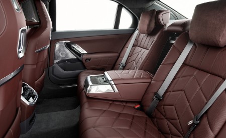 2023 BMW 7 Series 760i xDrive Interior Rear Seats Wallpapers 450x275 (42)