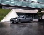 2023 BMW M760e xDrive Front Three-Quarter Wallpapers  150x120