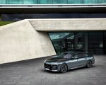 2023 BMW M760e xDrive Front Three-Quarter Wallpapers 150x120 (56)